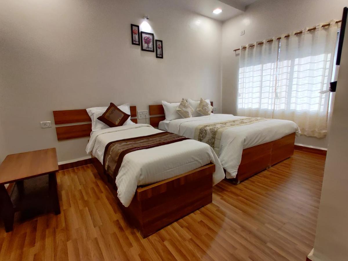 Hotel Surya Grande Kudal  Ngoại thất bức ảnh